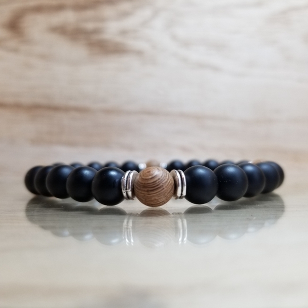 Black Onyx & Wood Grain Beaded Gemstone Br…